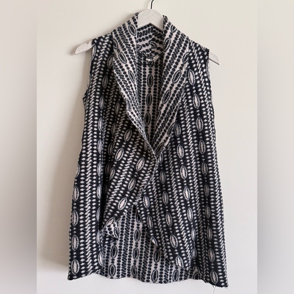 Moth by Anthropologie Draped Wool Blend Jacquard Sweater Vest - Size XS - Picture 2 of 8